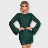 Vestido com Lantejoulas e Costas Abertas