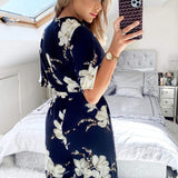Salopete Culotte Floral em Vários Tons de Azul