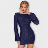 Vestido com Lantejoulas e Costas Abertas