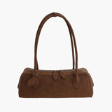 Bolsa Baguette Adora em Suede