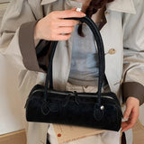 Bolsa Baguette Adora em Suede