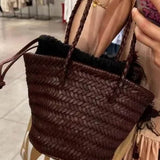 Bolsa de Ombro Trançada Blair