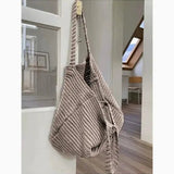 Bolsa de Ombro Morgan em Malha Suave