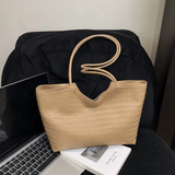 Bolsa de Mão Riona em Material Texturizado Premium