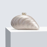 Clutch Valentina com Estilo de Concha